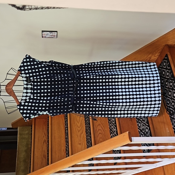 connected apparel Dresses & Skirts - 👗CONNECTED APPAREL BLUE ON BLUE POLKA DOT DRESS 👗